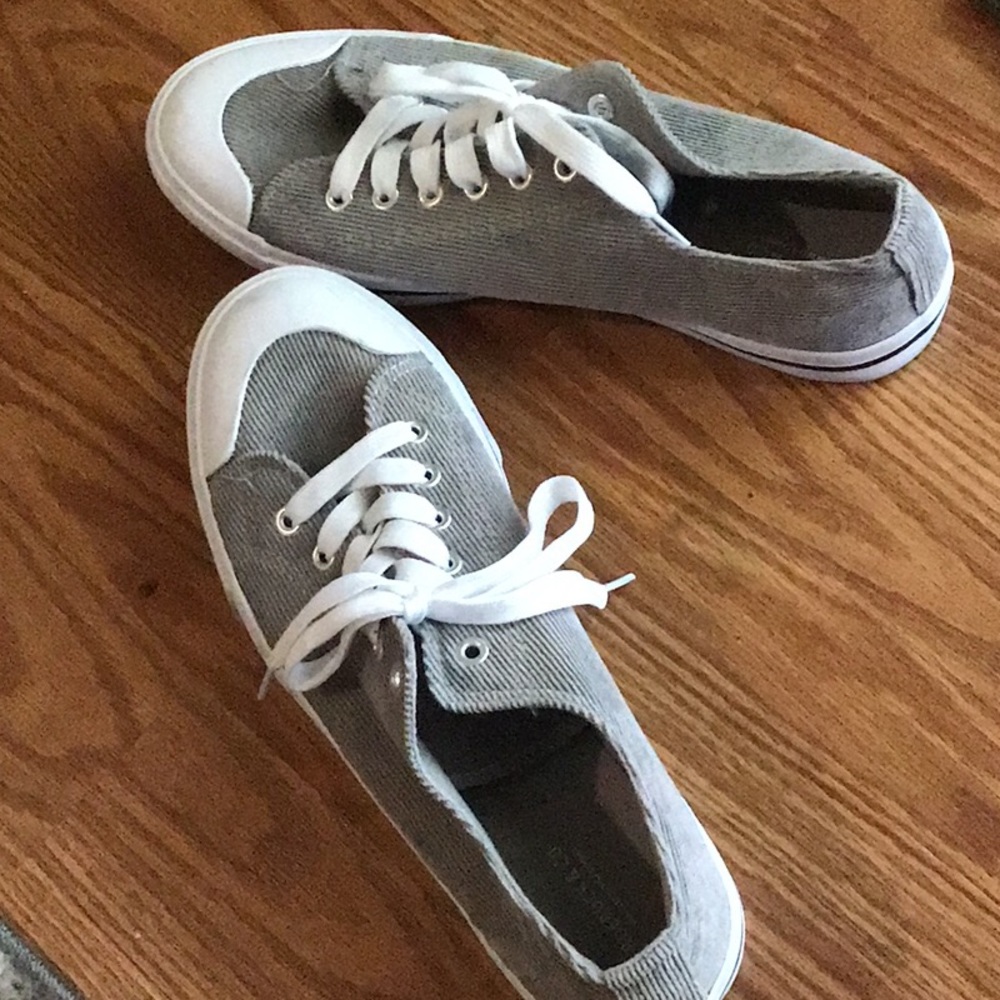 Roebuck and Company casual canvas shoes